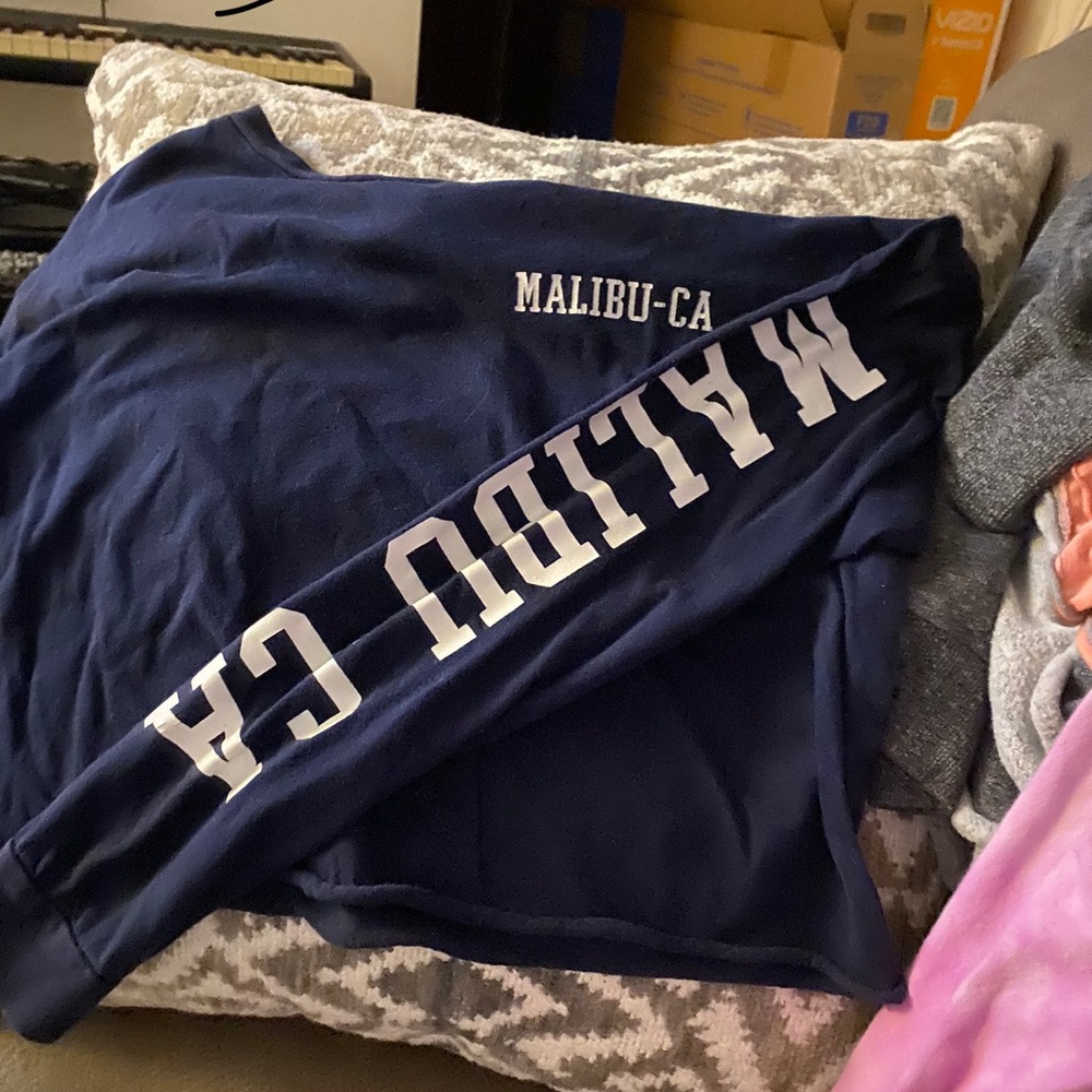 Long sleeve crop top